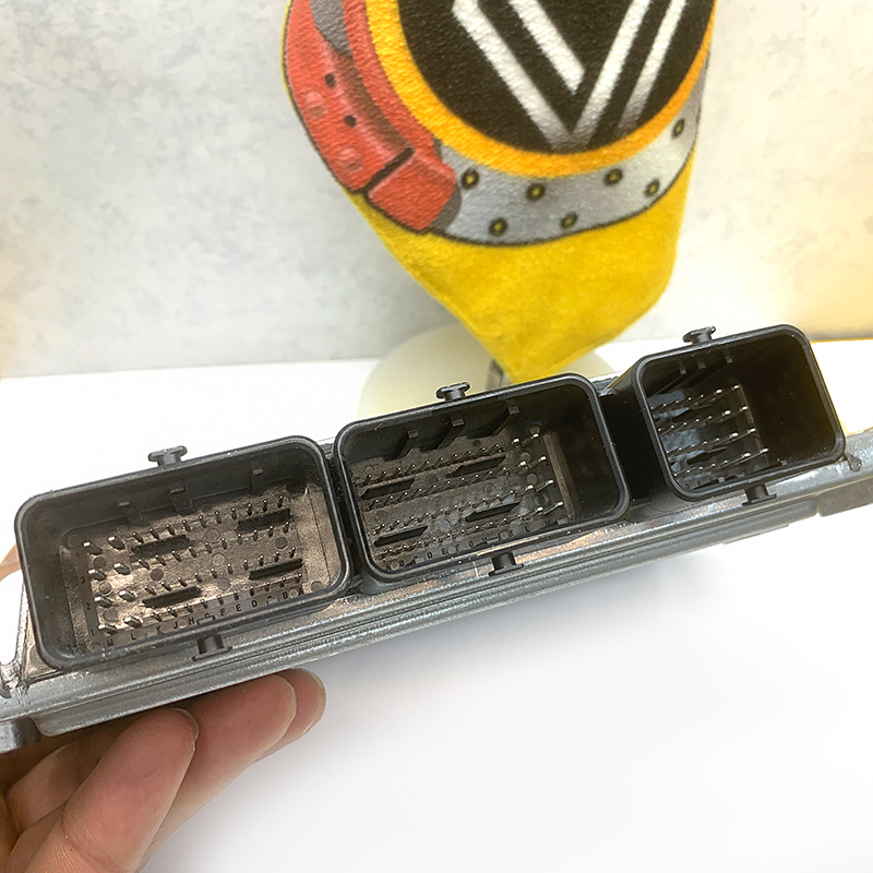 ای سی یو موتور رنو فلوئنس 4 ECU Engine Fluence Renault
