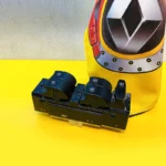 مجموعه کلید رنو کولیوس قدیم 25401JY40B