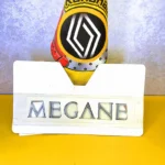 نوشته مگان رو صندوق