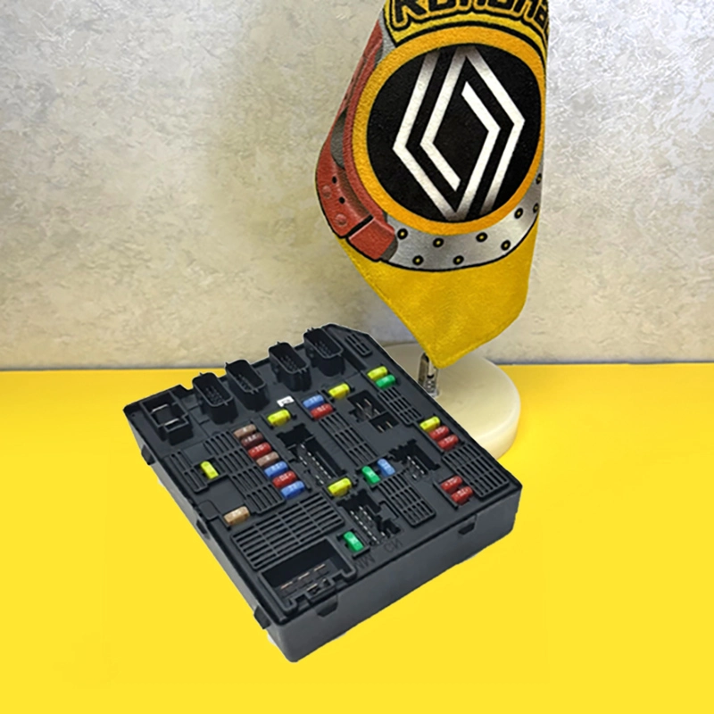 جعبه فیوز رنو سفران لتیتود 284B69159R جعبه فیوز رنو سفران لتیتود 284B69159R